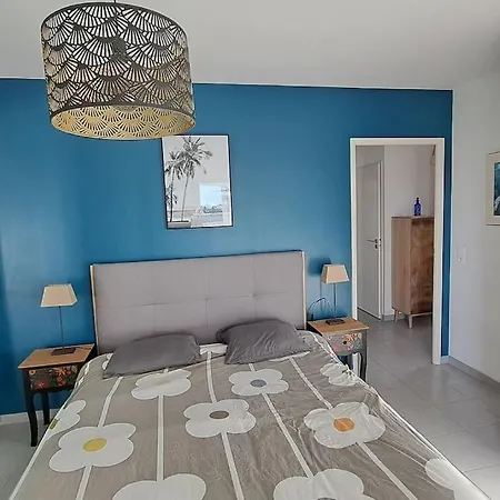 T4 Classe 3 Etoiles, Centre, Au Calme, Parkings Appartement *